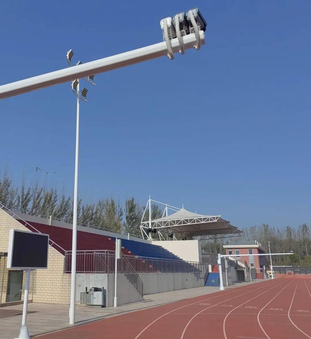 厉害了!莱西这个学校的体育课有了“AI”老师