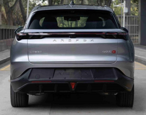 激光雷达助力,极狐汽车阿尔法 T5 在广州车展首次亮相,带来全新驾驶体验