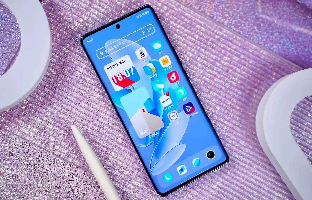 vivoS17与iQOONeo8参数对比?选择哪个比较合适