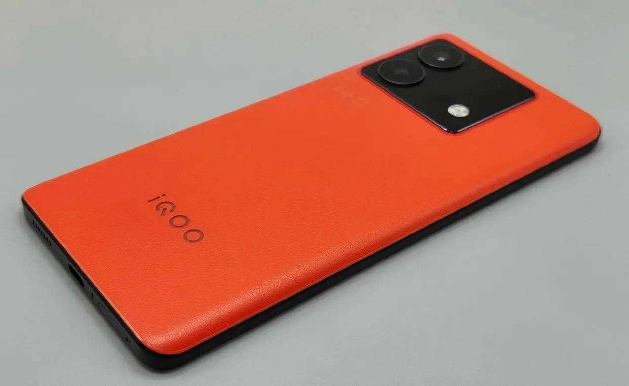 vivoS17与iQOONeo8参数对比?选择哪个比较合适