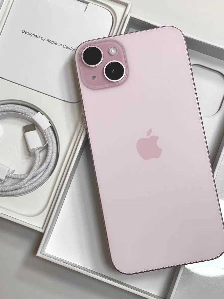 苹果iPhone15充电接口是否与安卓手机兼容?能否使用安卓充电器?