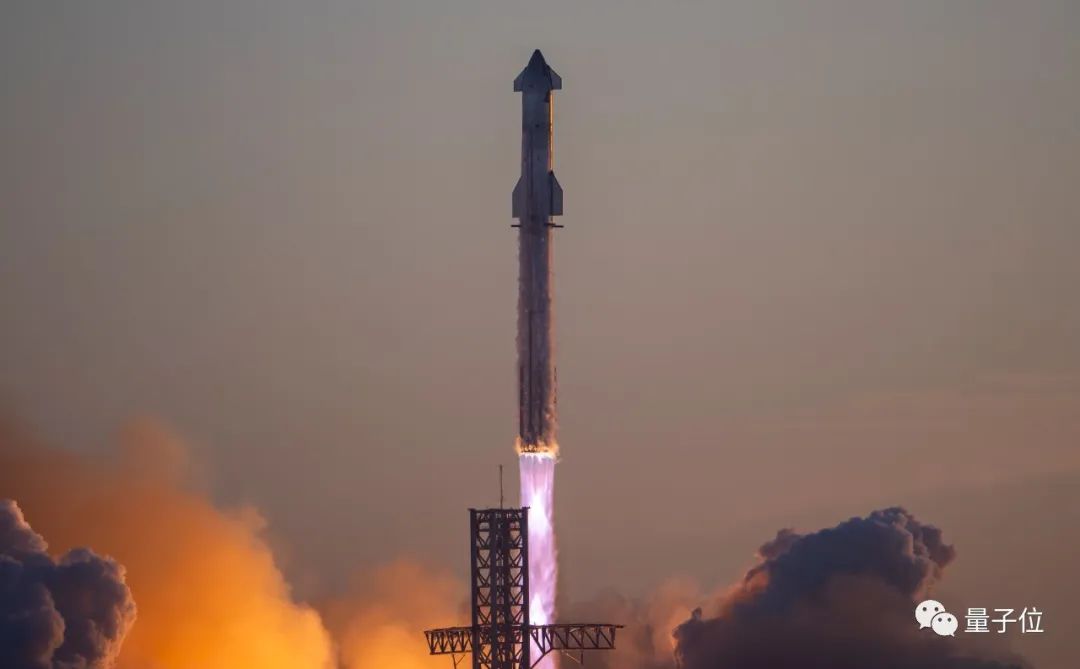 “马斯克星舰再次爆炸，飞船信号丧失并自毁！失败之中的成功”