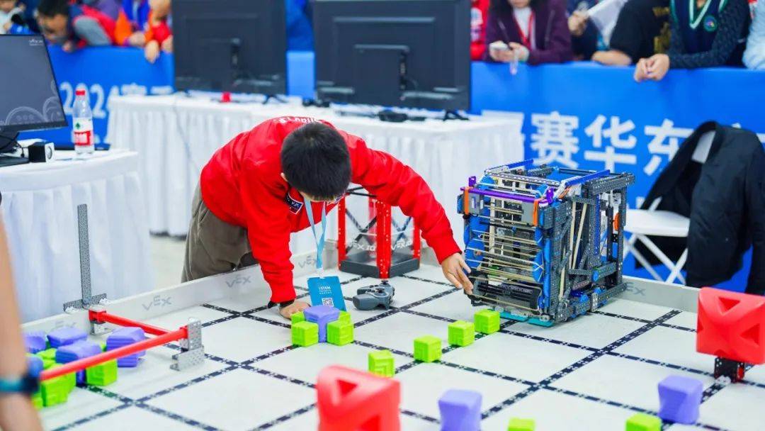 VEX机器人华东赛斯坦星球狂揽22个奖!这些烧脑的国际竞赛孩子有必要参加吗?