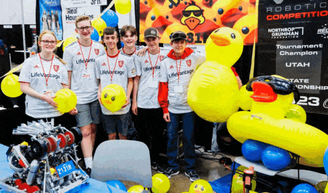 VEX机器人华东赛斯坦星球狂揽22个奖!这些烧脑的国际竞赛孩子有必要参加吗?