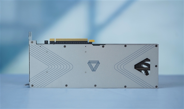 强劲发展！摩尔线程宣布成功完成最新一轮20亿元融资