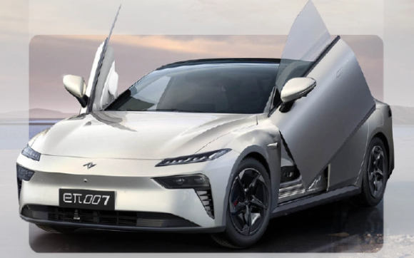 东风汽车新力作:eπ 007 中大型车型预计2024年上市
