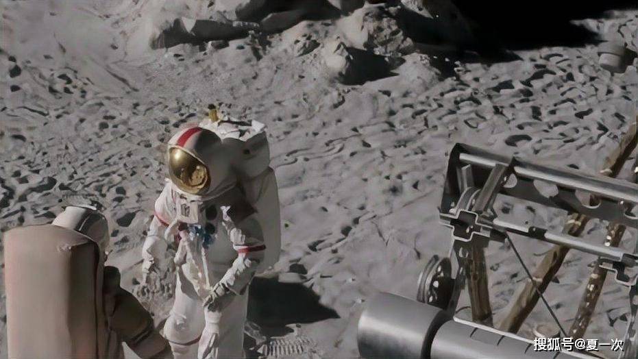 美国人工智能技术揭示登月照片是合成的！