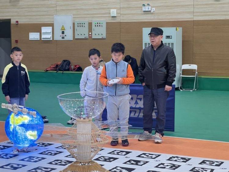 第三届长三角青少年人工智能奥林匹克挑战赛总决赛在虹口举行