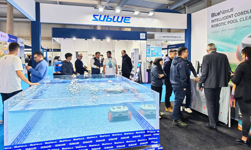 Sublue泳池清洁机器人：重新定义泳池维护的未来