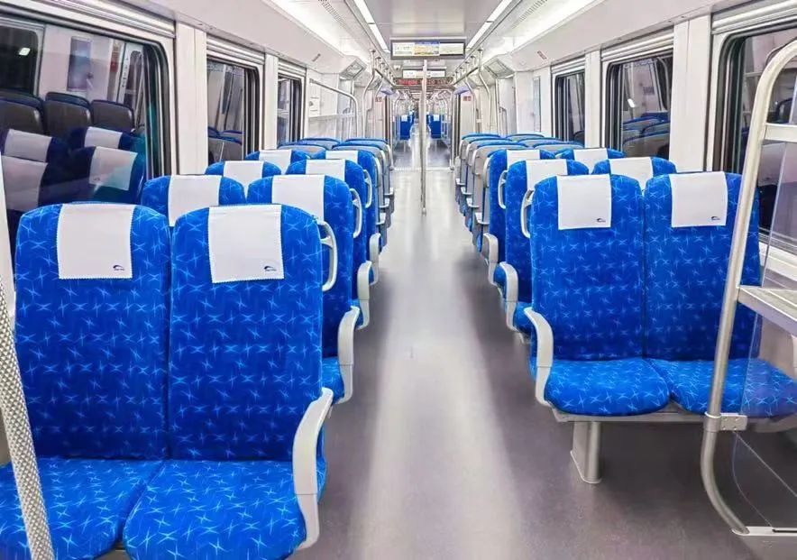 国内首列、时速最快，160km/h 市域 A 型车在成都地铁 19 号线二期投入运营