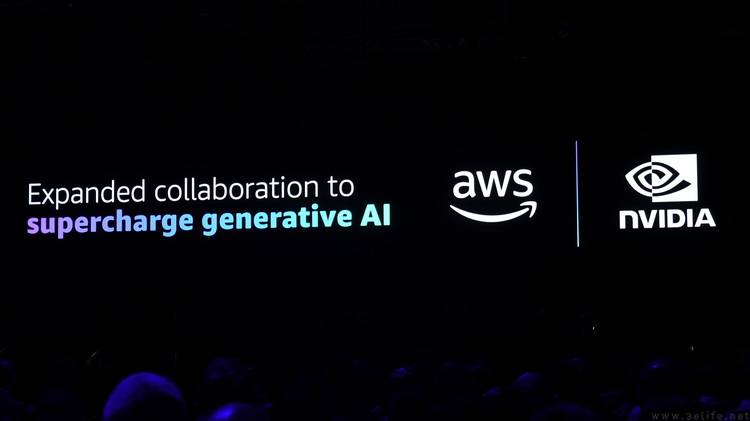 AWS为实现生成式AI的落地提供了全面解答