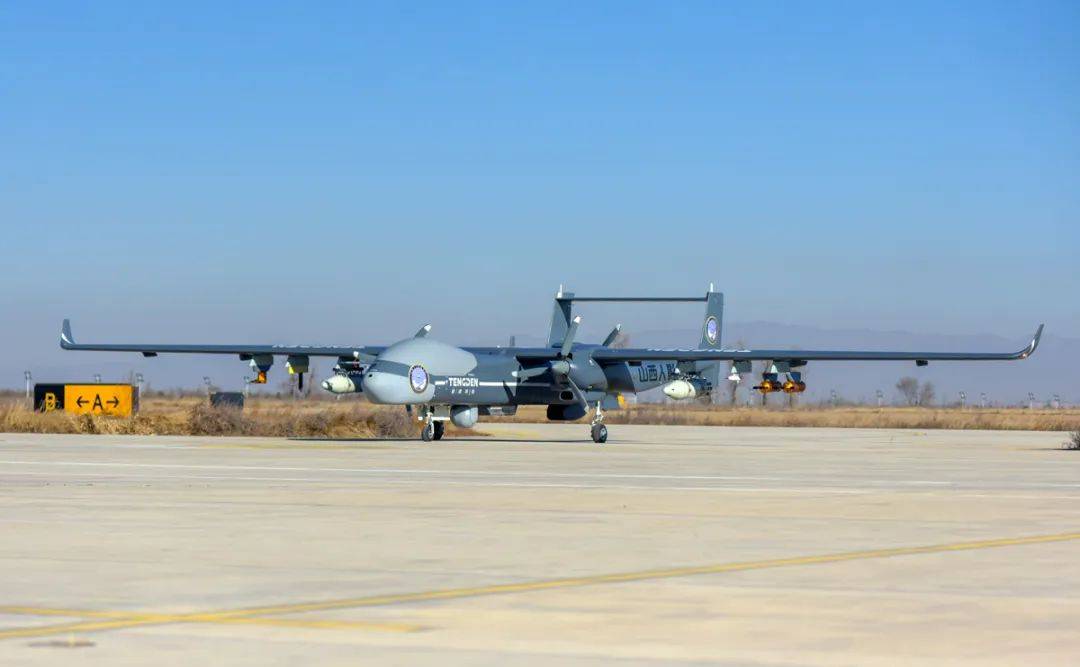 山西成功试飞大型人工影响天气无人机