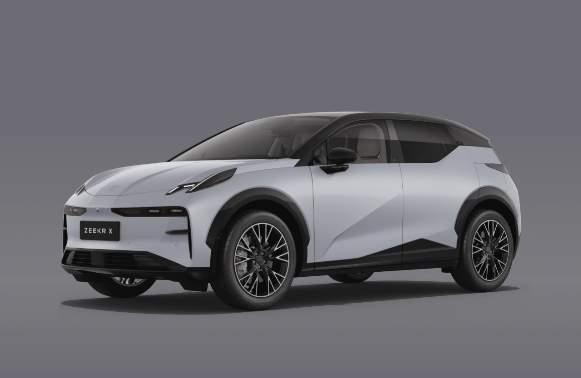 极氪汽车在哈萨克斯坦快速扩张:阿拉木图和阿斯塔纳同时迎来新店开业