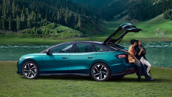 创新电动豪华驾驶体验:一汽大众ID.7 VIZZION即将登场