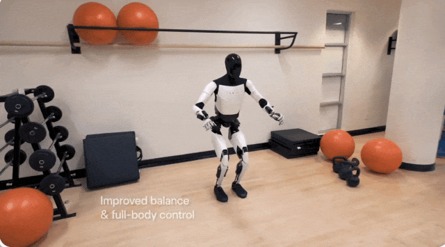 练习时长两年半,特斯拉人形机器人Optimus二代上线