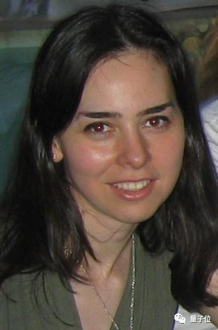 新标题：何恺明与MIT合作：简单框架实现无条件图像生成的最新突破