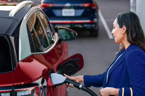 大众汽车选择特斯拉充电标准:电动车市场的重大变革