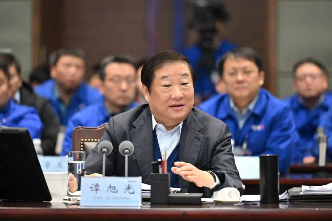 谭旭光:装备制造要插上人工智能的翅膀,实现进化升级!