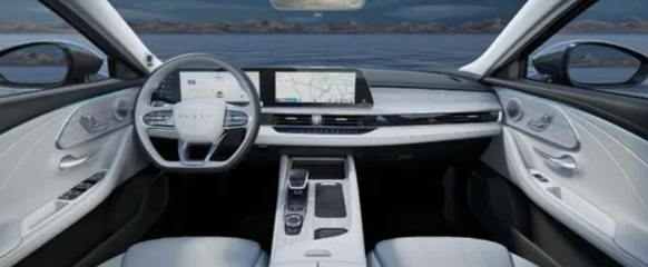 奇瑞风云A8:新能源汽车预售,性能与配置亮点一览