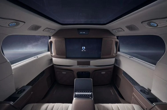 腾势D9 PREMIER创始版：明年交付，引领电动豪华车风潮