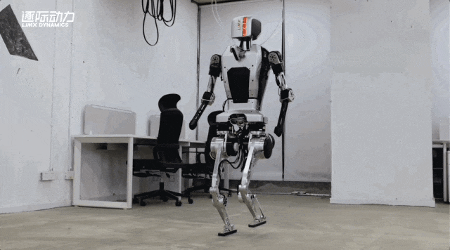 国内智能机器人能够成功应对复杂环境: 实时感知规划，动态运动告别“盲目行走”