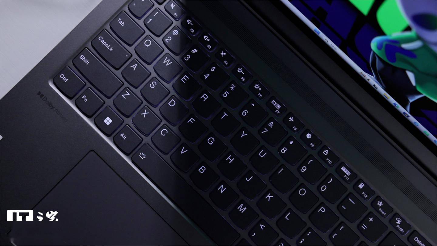 酷睿 Ultra 5 125H 加持，联想小新 Pro 16 AI 超能本 2024 图赏