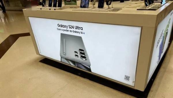 三星S24 Ultra海报泄露!新机支持“Galaxy AI”功能