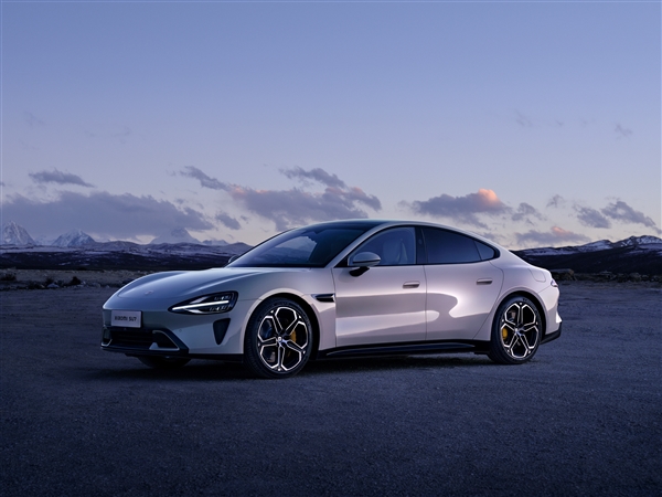 小米澎湃OS：七年磨剑助推智能出行体验，大幅提升流畅性