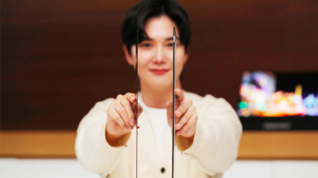 三星推出多款 OLED 屏,涵盖双向折叠屏、车载可卷曲屏、超薄笔记本屏