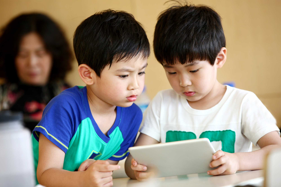 亚马逊四大AI功能上线,可有效降低服装类目退货率