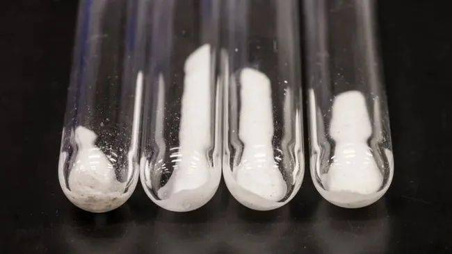 AI 助力微软发现新材料:80 小时完成 20 年筛选任务