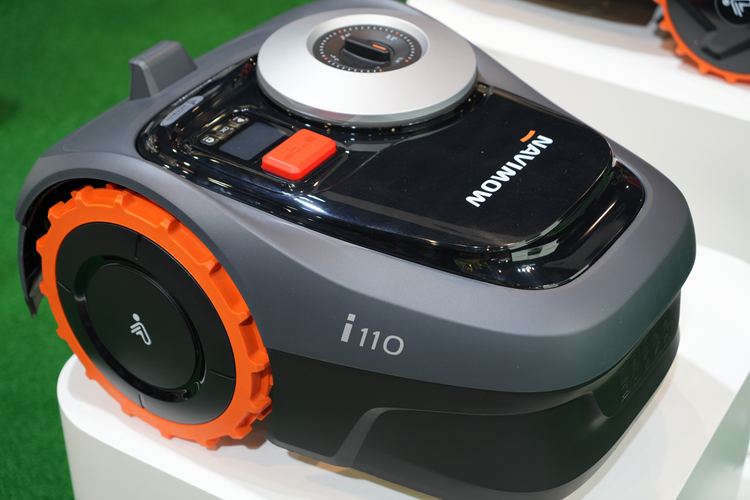 智能割草机器人、电助力自行车？九号新品CES引围观