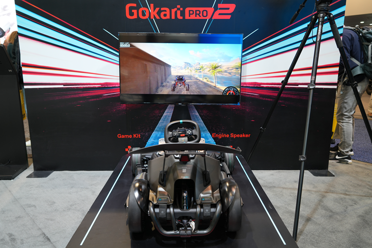 智能割草机器人、电助力自行车？九号新品CES引围观