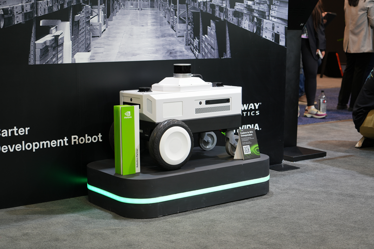 智能割草机器人、电助力自行车？九号新品CES引围观