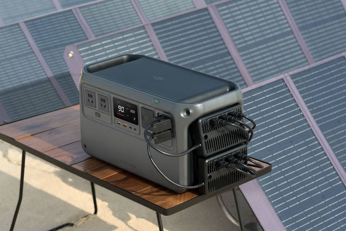 DJI大疆发布2200W户外电源，双PD3.1，支持无人机电池快充