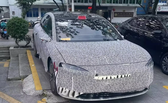 极狐品牌再添新兵,北汽蓝谷与华为合作车型即将交付