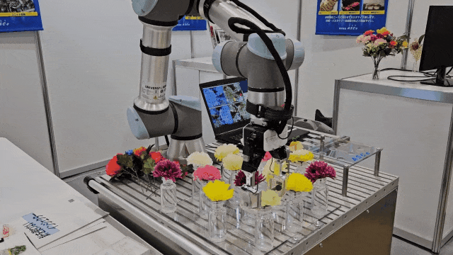 完蛋,CES 2024被机器人包围了