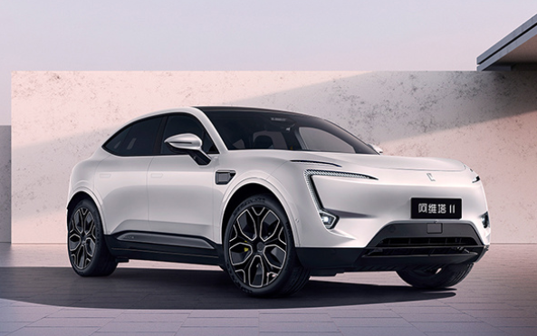 华为智驾再升级,阿维塔11鸿蒙版新品上市,起售价30万起