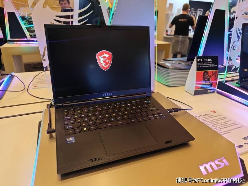 2024 CES:微星绝影AI Studio新品 Ultra处理器+40系独显