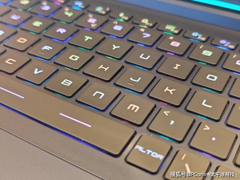 2024 CES:微星绝影AI Studio新品 Ultra处理器+40系独显