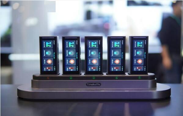 时空壶推出获CES 2024创新奖的AI同声传译器X1