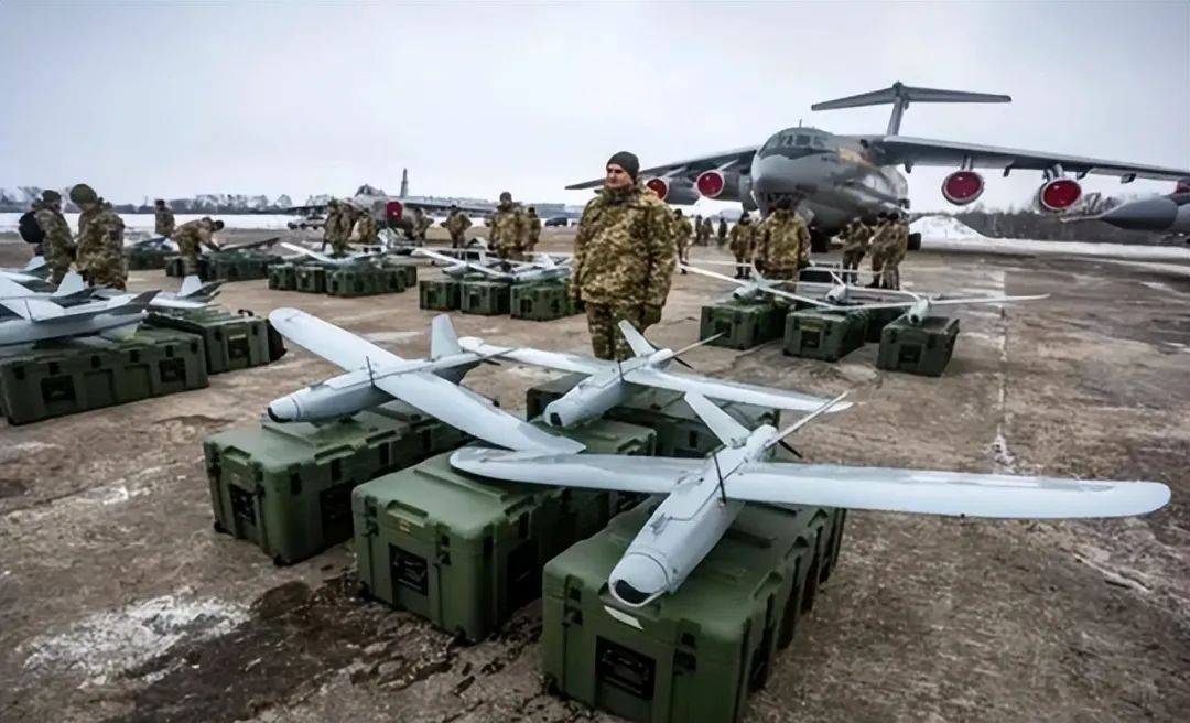 果然是纸老虎,俄无人机进入北约领空后爆炸,美国北约都“怂了”