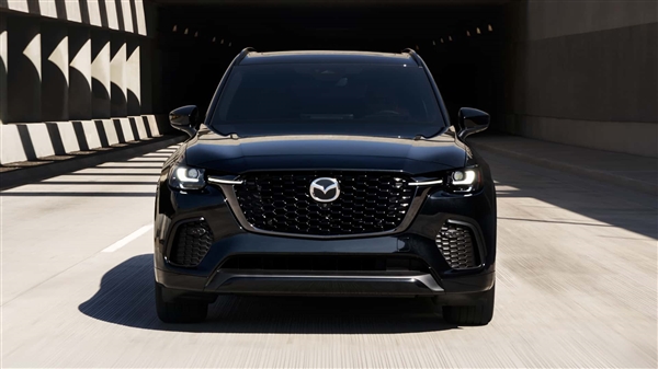 中型SUV市场再添猛将——首次发布马自达CX-70官方图片