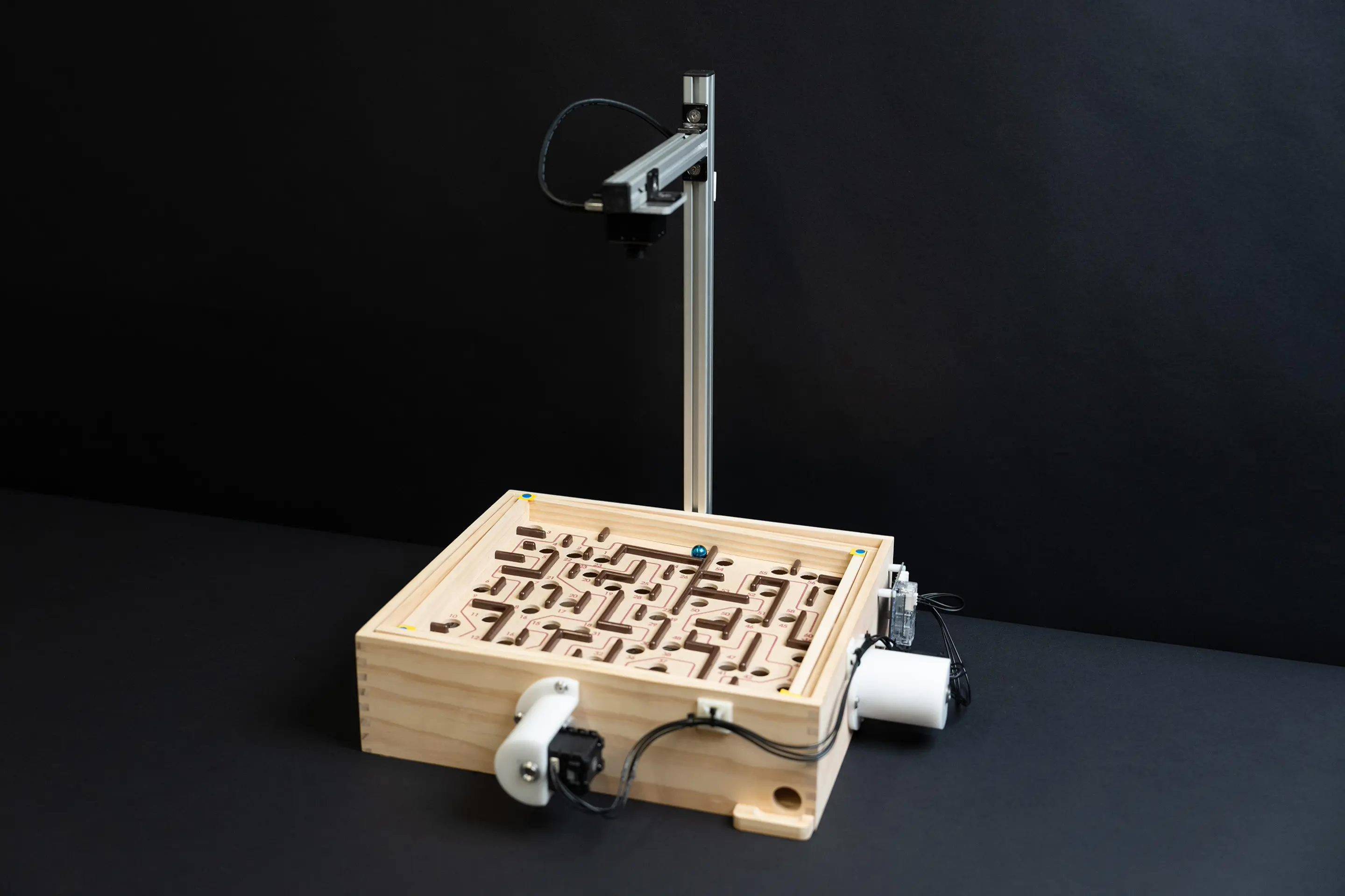 6小时从新手到专家,CyberRunner AI解锁通关弹珠迷宫技能