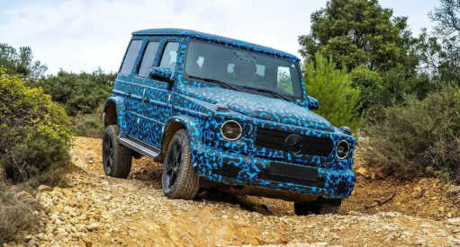 2024年奔驰G级全电动车震撼上市，四轮电机系统成为亮点