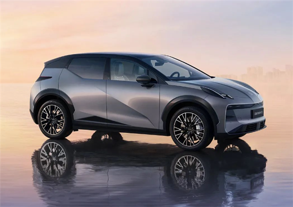 全新极氪X 2024款发布，卓越底盘及全新内饰，驾驶体验升级！