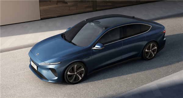 蔚来ET7称霸：荣膺《AUTO BILD》2023年度“最佳进口车”大型车组冠军