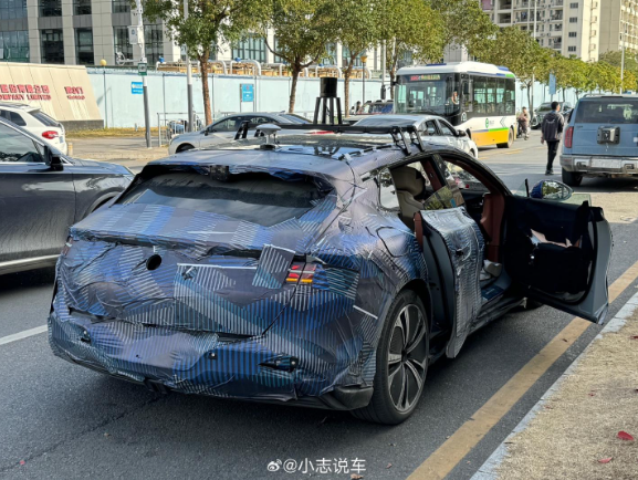 比亚迪全新猎装旅行车谍照曝光,或将归属腾势品牌