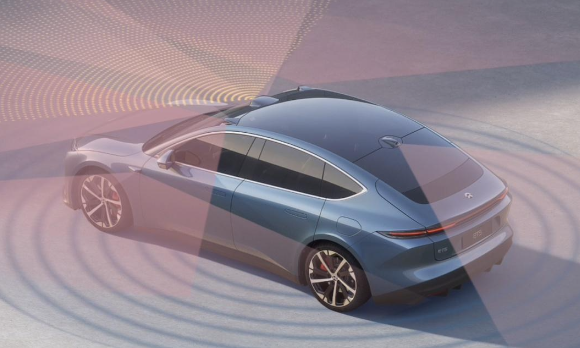 理想、蔚来、小鹏齐发力,端到端自动驾驶或成新竞争点