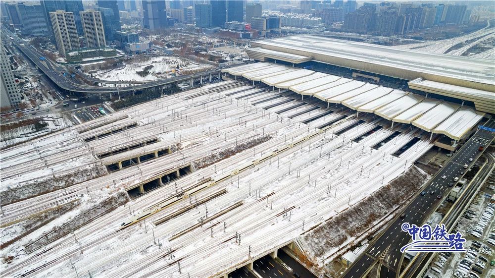 线上显示没有火车余票,但自助售票机有余票?12306 技术负责人解答